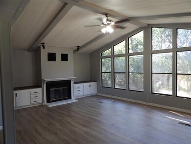 4711 Albatross Dr, Granbury, TX 76049 - photo 2