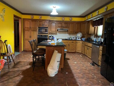 3620 SW Lincolnshire Rd, Topeka, KS 66614 - photo 5