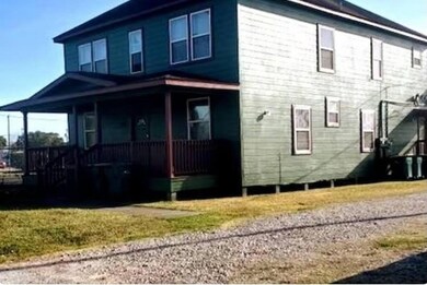 110 Carolyn St unit 4, La Marque, TX 77568 - photo 6