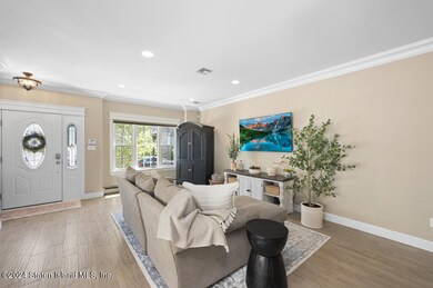 132 El Camino Loop unit 1, Staten Island, NY 10309 - photo 2