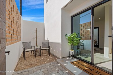 52 W 18th St, Tucson, AZ 85701 - photo 3