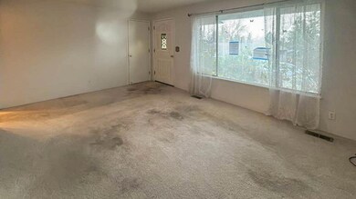 1023 NE Primrose Place, Grants Pass, OR 97526 - photo 3