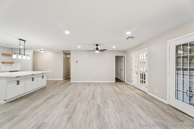 4103 E 53rd Place, Tulsa, OK 74135 - photo 7