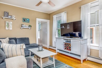 15 1/2 Williams St unit 1, Salem, MA 01970 - photo 5