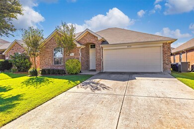 872 Bowie Dr, Lavon, TX 75166 - photo 2