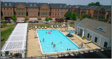 731 Massey Ln unit A, Alexandria, VA 22314 - photo 2