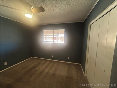 4909 S Utica Ave unit D, Tulsa, OK 74105 - photo 7