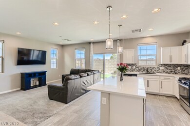 Living room-kitchen