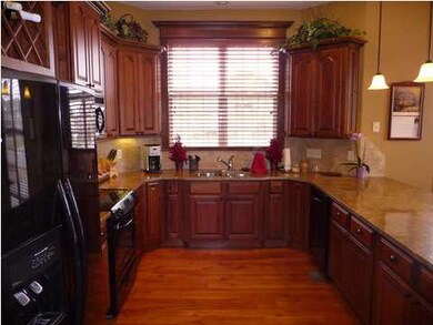 Gorgeous Kitchen with Cherry Cabinets and Granite 
