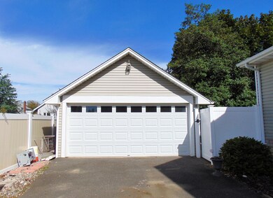 10 Lawn Street 020