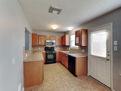 7202 Cool Springs Ct, Magnolia, TX 77354 - photo 4