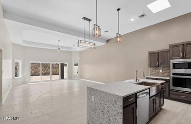 487 Jaime Alvarado Ct, Clint, TX 79836 - photo 4