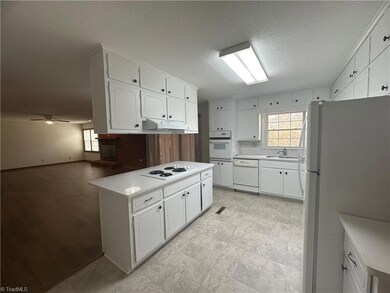 323 N Carolina 62, Greensboro, NC 27406 - photo 7