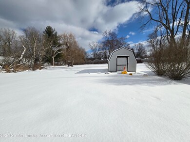 4805 Hughes Rd, Lansing, MI 48910 - photo 6