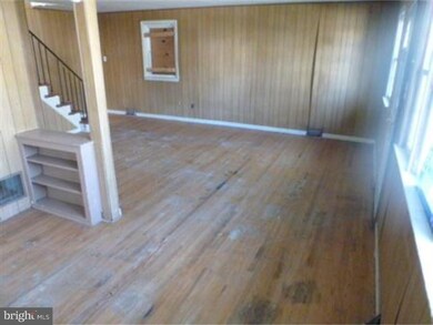 205 W Maple Ave, Lindenwold, NJ 08021 - photo 3