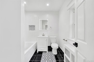 170 Lawrence St, Mount Vernon, NY 10552 - photo 5