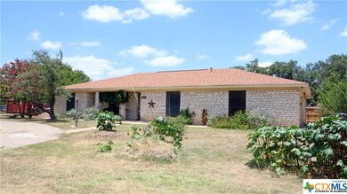 1103 Victoria Cir, Copperas Cove, TX 76522 - photo 2