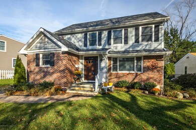 02_House Front-3
