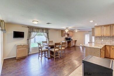 Flex area with built in cabinets