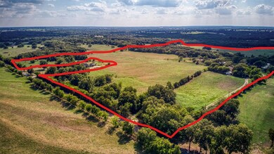 2465 Riley Rd, Whitesboro, TX 76273 - photo 4