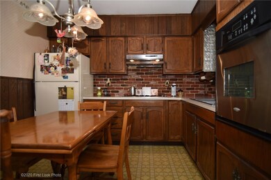 40 Greene St, Warwick, RI 02886 - photo 5