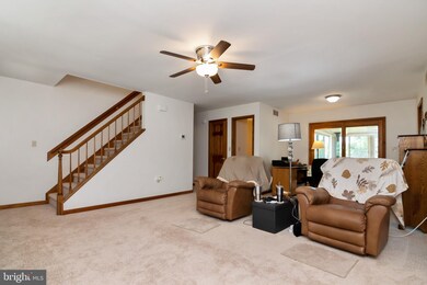 327 E Mountain Rd, Knoxville, MD 21758 - photo 7