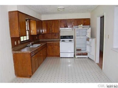 3628 Somerset Dr, Gastonia, NC 28052 - photo 3