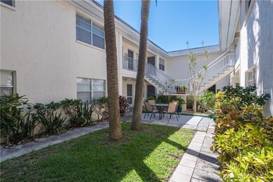 506 71st Ave unit 3, Saint Pete Beach, FL 33706 - photo 5