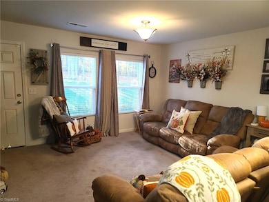 3717 Mocha Ln, Winston Salem, NC 27127 - photo 5