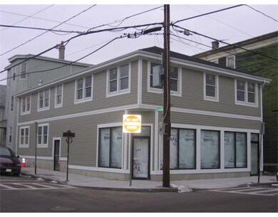 292 Spruce St, Chelsea, MA 02150 - photo 4