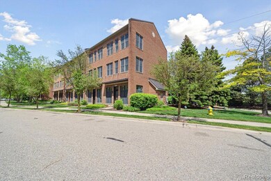 537 Lewis St unit 7A50, Birmingham, MI 48009 - photo 3