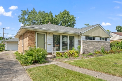 458 N Oak St, Elmhurst, IL 60126 - photo 3