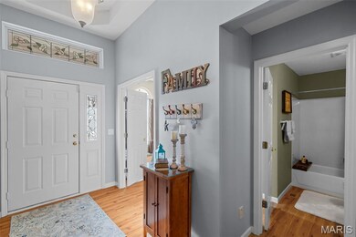 121 Tori Pines Dr unit 11, Saint Louis, MO 63129 - photo 3