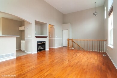 2426 Courtyard Cir unit 6, Aurora, IL 60506 - photo 6