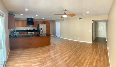 2424 E Robert e Lee St, Phoenix, AZ 85032 - photo 3