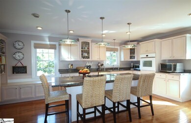 121 Seabury Dr, Greenville, SC 29615 - photo 5