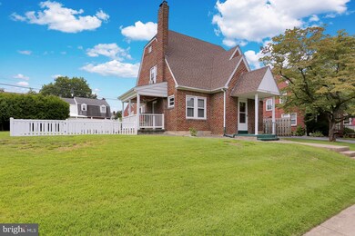 402 Jefferson Blvd, Reading, PA 19609 - photo 2