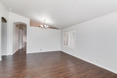 862 E Constitution Dr, Chandler, AZ 85225 - photo 4