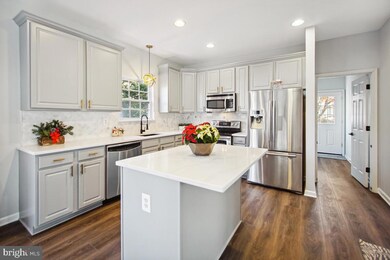 705 Buoy Ct, Annapolis, MD 21409 - photo 5