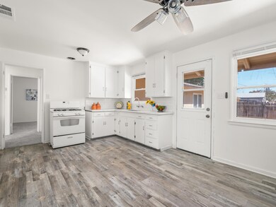 4144 N. Crystal Ave-9