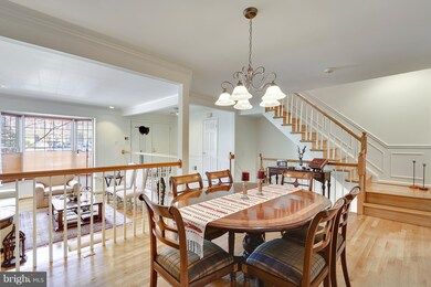 10804 Brewer House Rd, Rockville, MD 20852 - photo 5