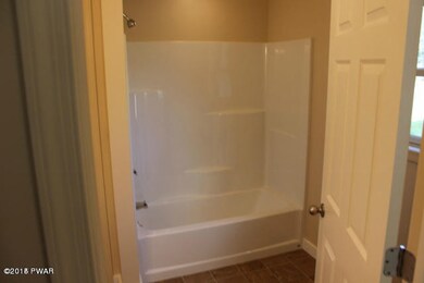 1011 Cortez Rd, Lake Ariel, PA 18436 - photo 5