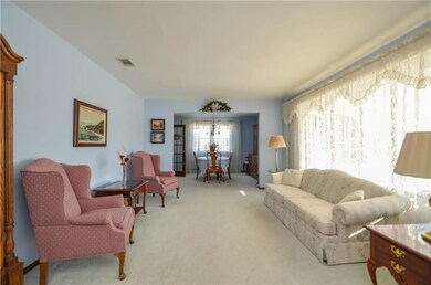 2500 Beryl Ave, Whitehall, PA 18052 - photo 7