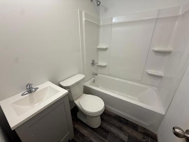 705 9th St N, Wahpeton, ND 58075 - photo 7