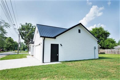 415 N Edgewood Ave, North Vernon, IN 47265 - photo 3