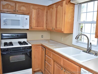 707 S College Ave, Tahlequah, OK 74464 - photo 5