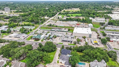 2212 Idle Oaks Dr, Baton Rouge, LA 70808 - photo 4