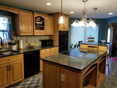 7 Kitchen 3