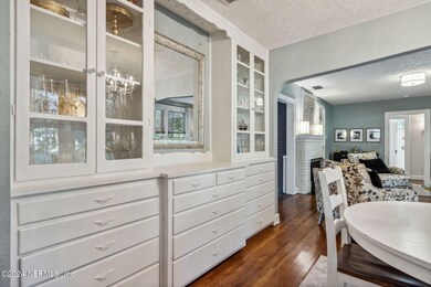 Built Ins in Formal Dining Room