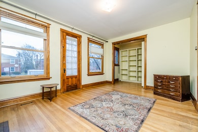 2175 W Touhy Ave, Chicago, IL 60645 - photo 6